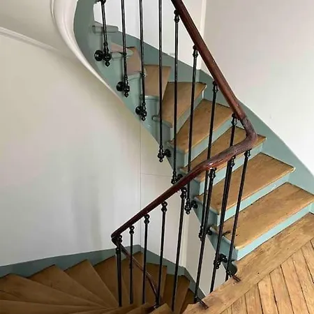 Apartment Au Calme A Montmartre 40m2