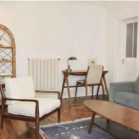 Apartment Au Calme A Montmartre 40m2