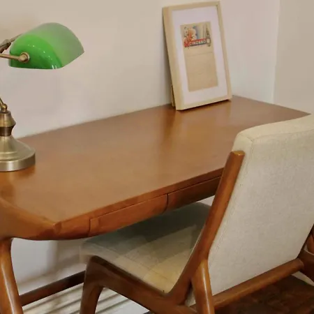 Apartment Au Calme A Montmartre 40m2