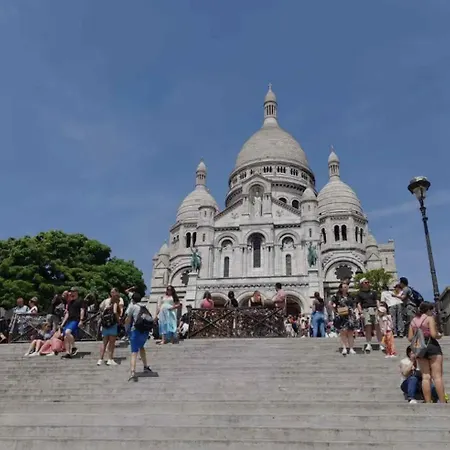 Apartment Au Calme A Montmartre 40m2