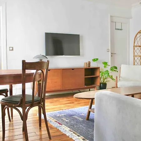 Apartment Au Calme A Montmartre 40m2
